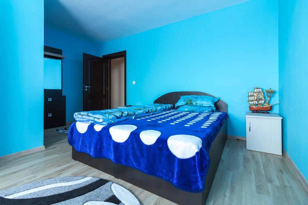 Hotel Conacul Lui Bulica Novaci-Străini Exterior foto